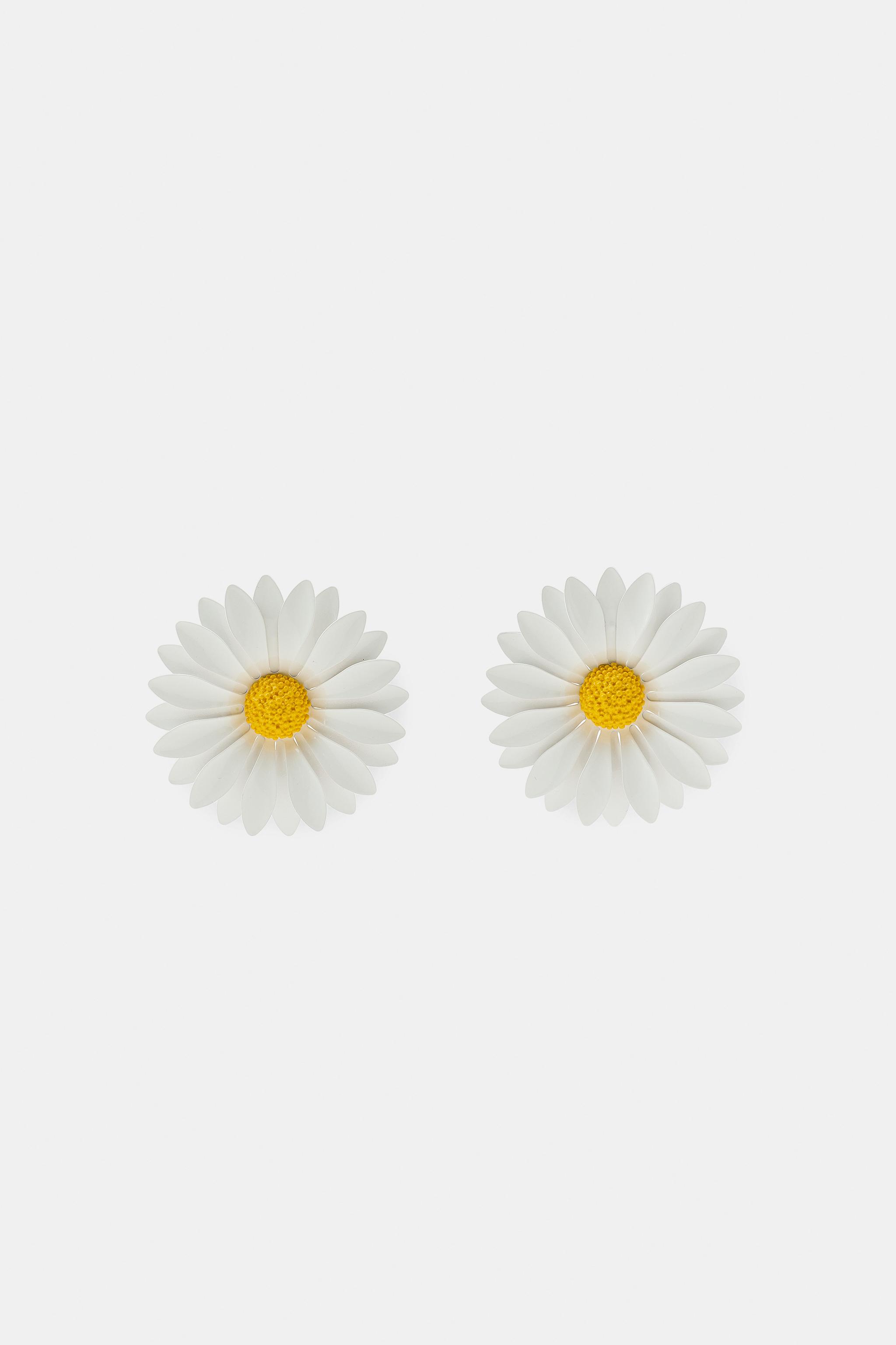 MAXI DAISY EARRINGS